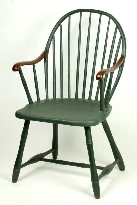 Bow-back Windsor Chair