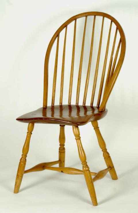 1971.631 bow-back Windsor side chair