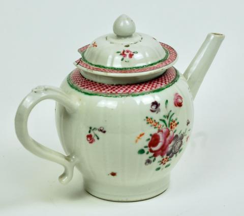 1971.703 teapot