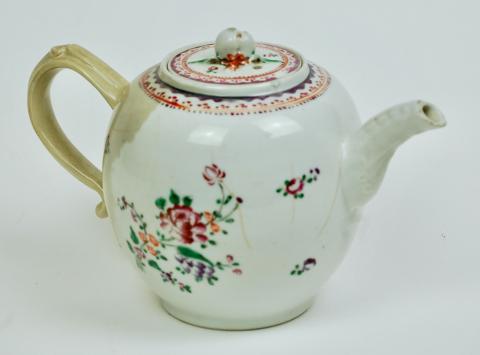 1971.717 teapot