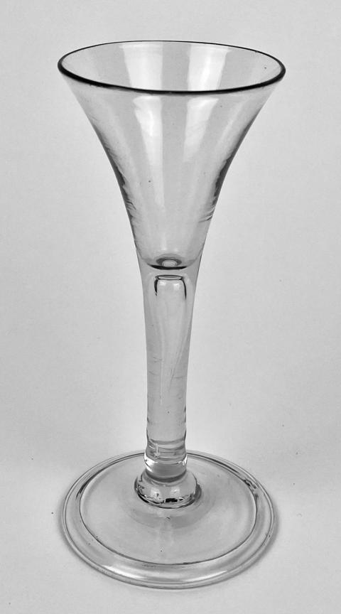 2024.10 tear-drop wine glass