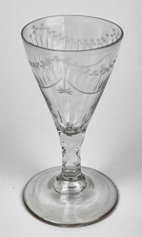 2024.14 wine glass with faceted stem