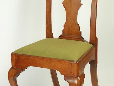 1971.592 side chair