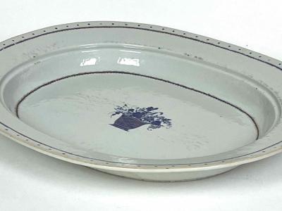 1968.838 platter from side