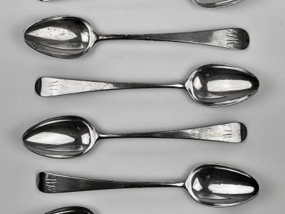 1970.194 tea spoons