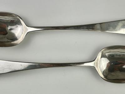 1967.280 table spoons