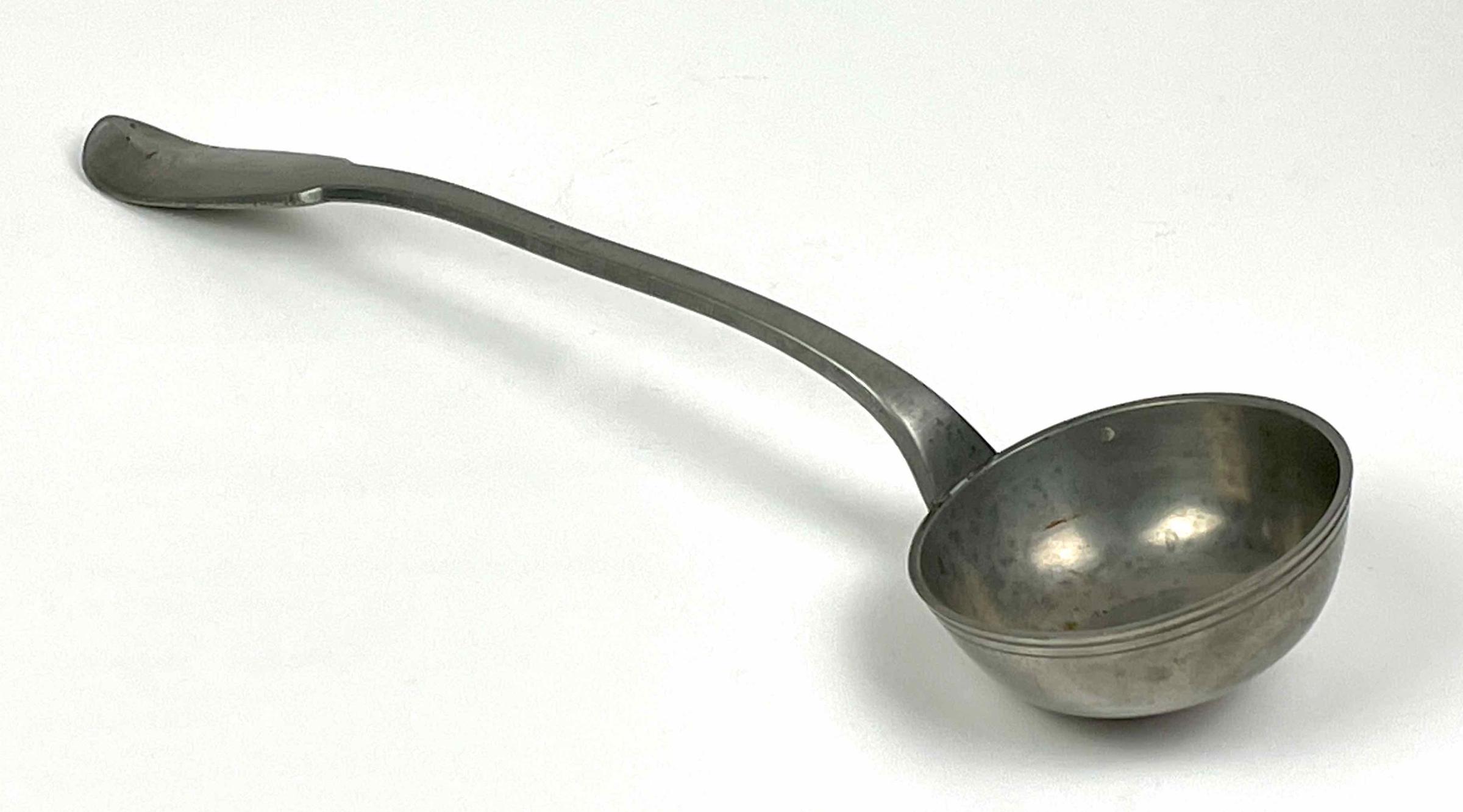 1959.3659 ladle