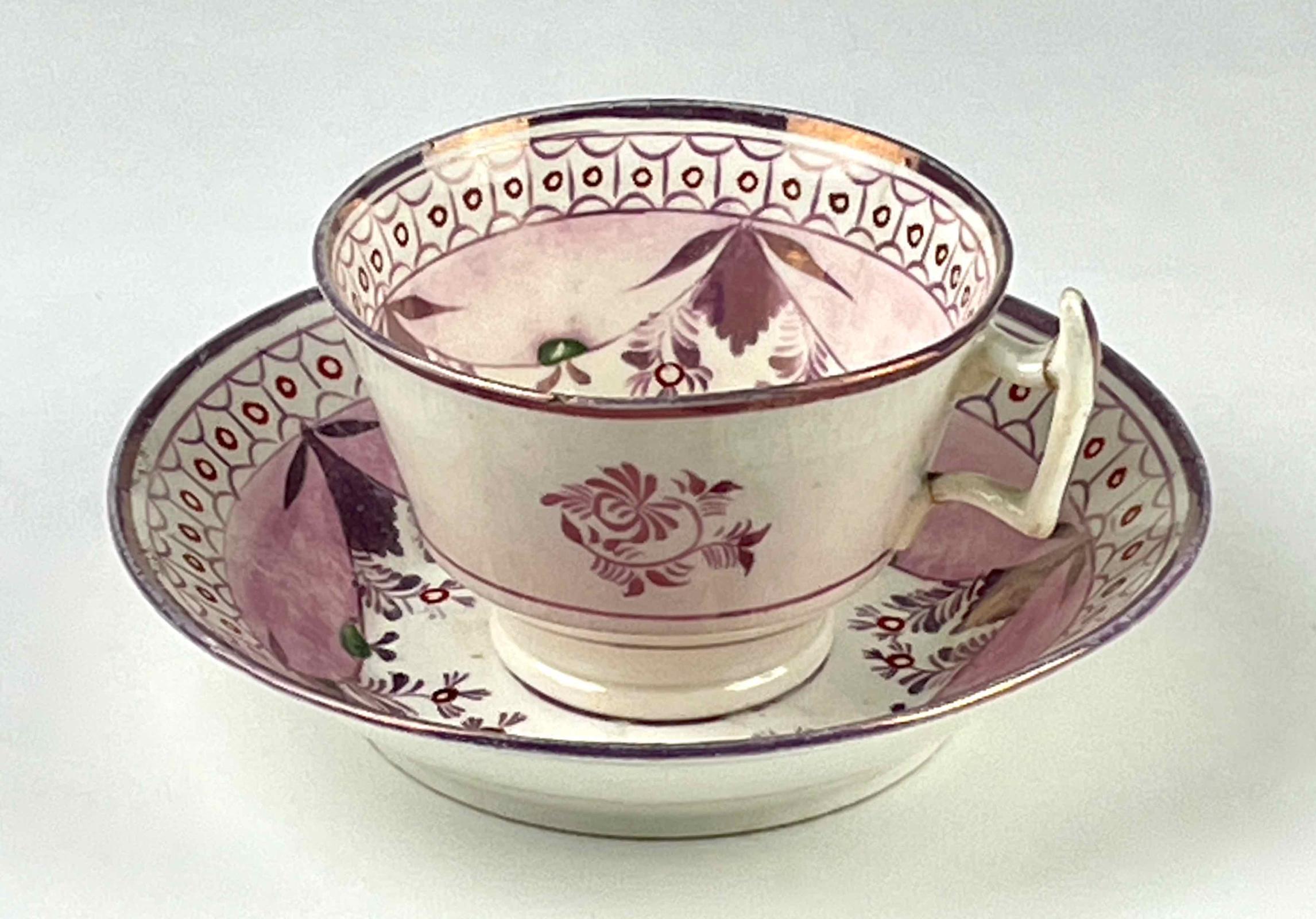 1971.764 tea cup and saucer